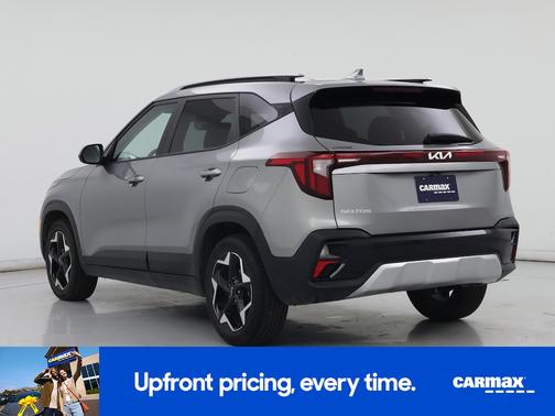 Gray 2025 Kia Seltos S