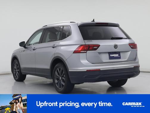 Silver 2022 Volkswagen Tiguan SE