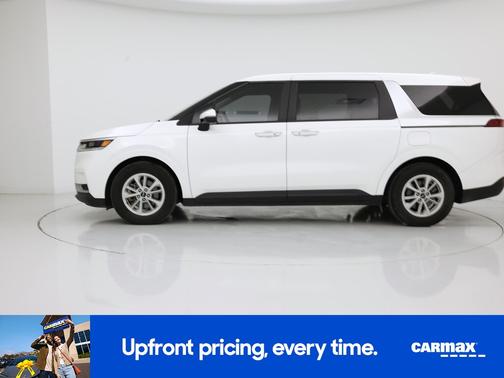 2024 Kia Carnival LX Seat Package