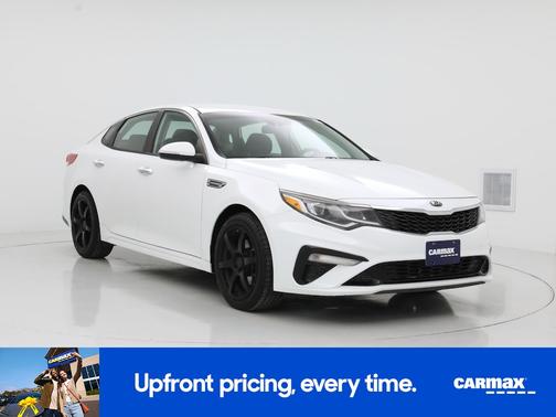 White 2019 Kia Optima LX