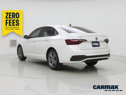 White 2024 Volkswagen Jetta SE