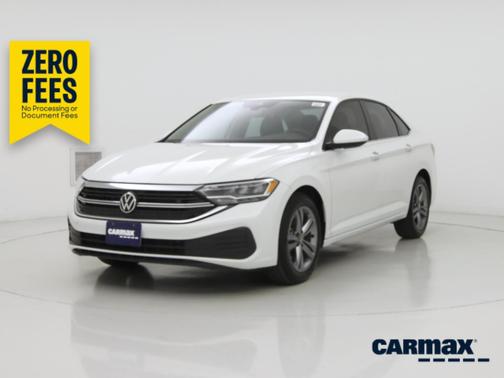 White 2024 Volkswagen Jetta SE