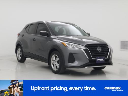 Gray 2024 Nissan Kicks S