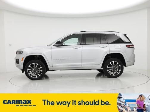 2022 Jeep Grand Cherokee Overland
