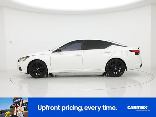 2022 Nissan Altima SR