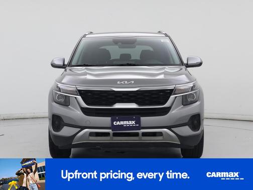Silver 2023 Kia Seltos S