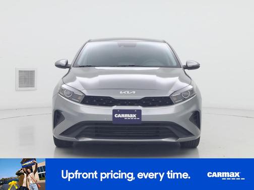 Gray 2024 Kia Forte LXS