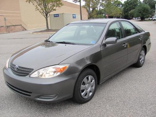 Gray 2003 Toyota Camry LE