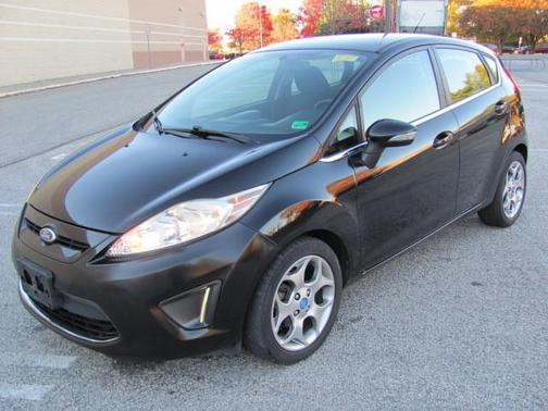 2012 Ford Fiesta SES