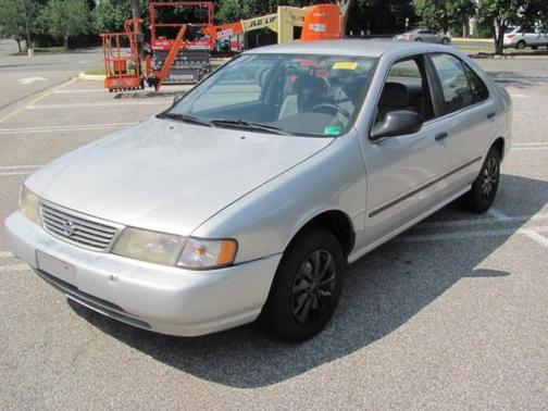 1997 Nissan Sentra GXE