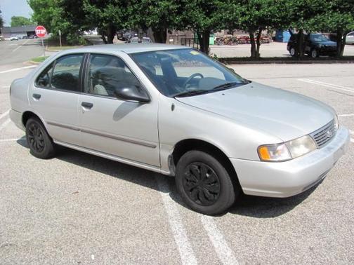 1997 Nissan Sentra GXE