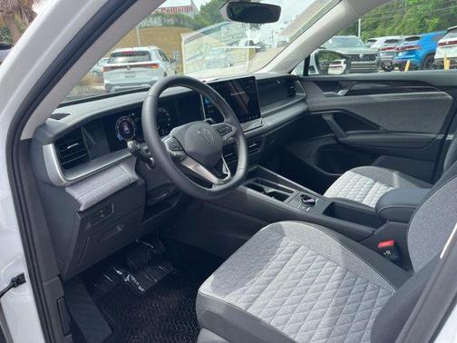 pure white 2026 Volkswagen Tiguan 2.0T S