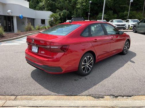 Kings Red Metallic 2026 Volkswagen Jetta 1.4T S