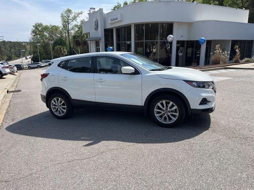 2022 Nissan Rogue Sport S