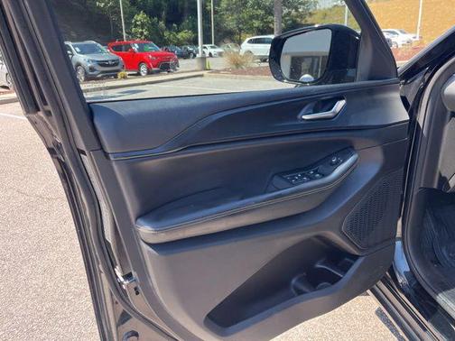 Diamond Black Crystal Pearlcoat 2023 Jeep Grand Cherokee L Altitude