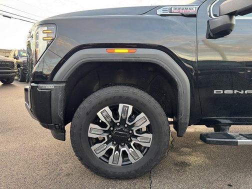 2024 GMC Sierra 2500 Denali