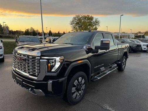 2024 GMC Sierra 2500 Denali