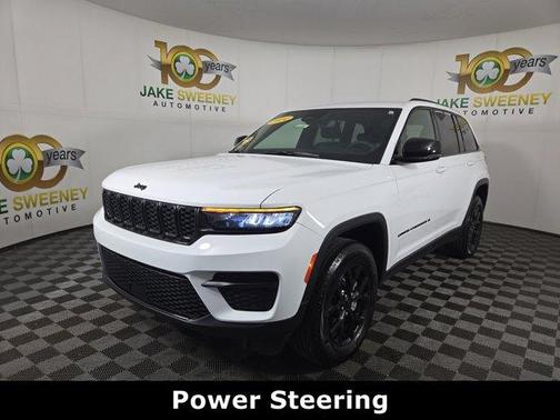 2024 Jeep Grand Cherokee Laredo