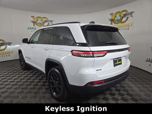 2024 Jeep Grand Cherokee Laredo