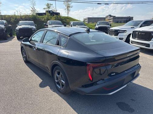2025 Kia K4 
