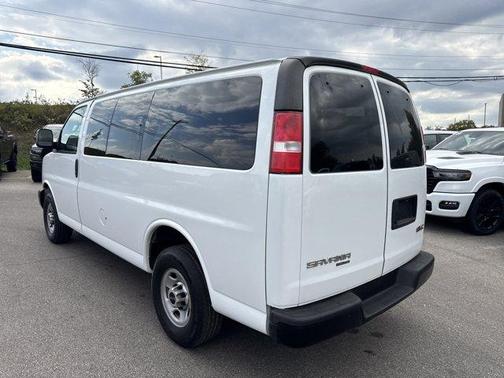 2016 GMC Savana 2500 LS