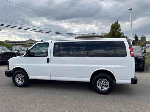 2016 GMC Savana 2500 LS