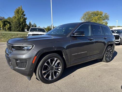 2022 Jeep Grand Cherokee Overland