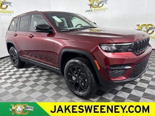 2025 Jeep Grand Cherokee Laredo