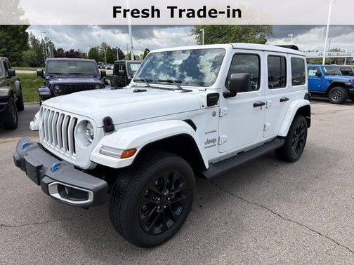 Bright White Clearcoat 2022 Jeep Wrangler Unlimited 4xe Sahara