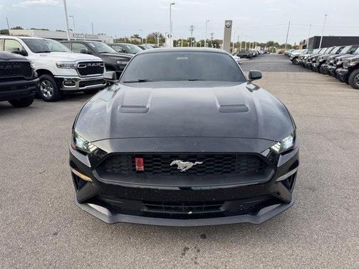 2020 Ford Mustang EcoBoost