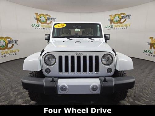 2016 Jeep Wrangler Unlimited Sahara