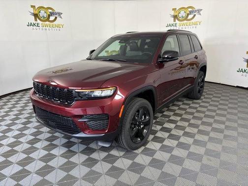 2025 Jeep Grand Cherokee Laredo