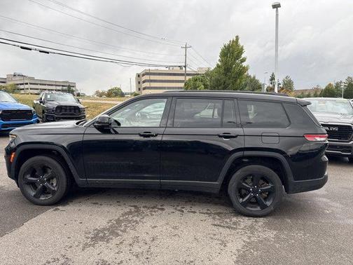 2023 Jeep Grand Cherokee L Laredo