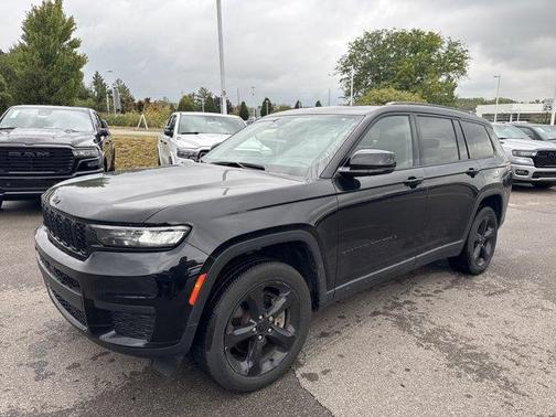 2023 Jeep Grand Cherokee L Laredo