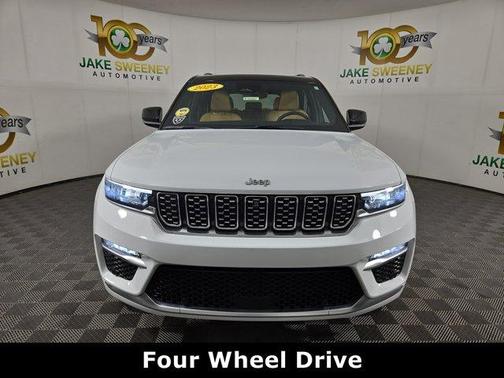 2023 Jeep Grand Cherokee Summit