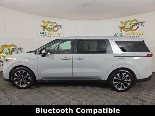 2024 Kia Carnival EX