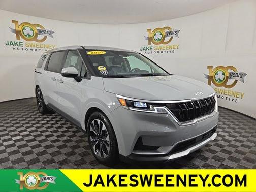 2024 Kia Carnival EX