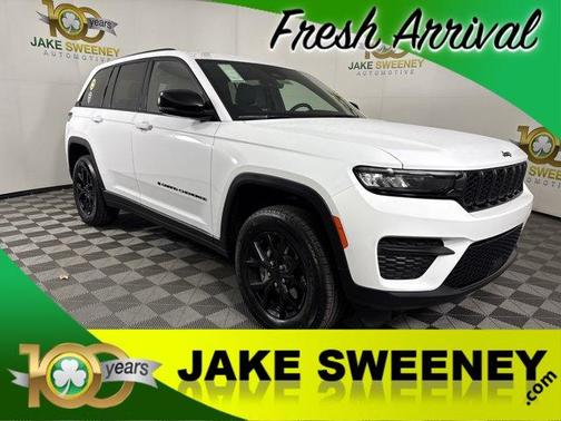 2025 Jeep Grand Cherokee Laredo