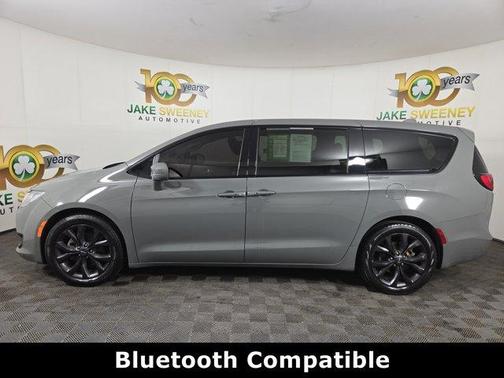 2020 Chrysler Pacifica Touring