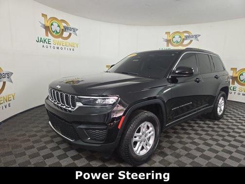 2022 Jeep Grand Cherokee Laredo