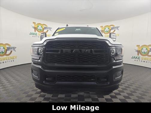 2023 RAM 2500 Tradesman Crew Cab 4x4 64' Box