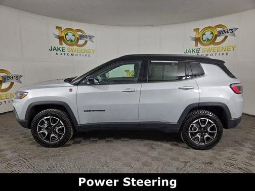 2025 Jeep Compass Trailhawk