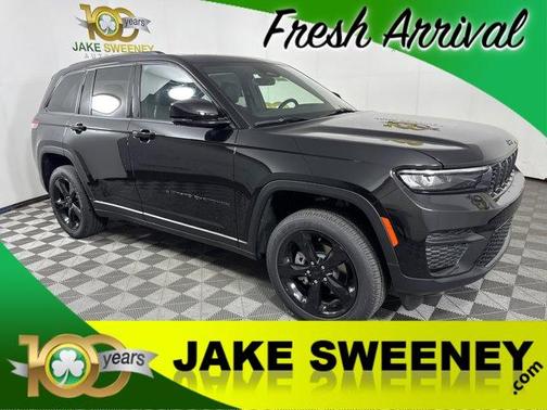 2025 Jeep Grand Cherokee Laredo