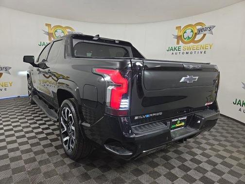 2024 Chevrolet Silverado EV RST