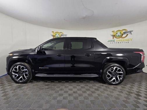 2024 Chevrolet Silverado EV RST