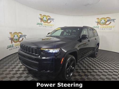 2023 Jeep Grand Cherokee L Laredo