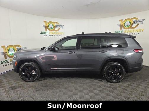 2022 Jeep Grand Cherokee L Laredo