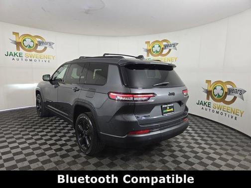 2022 Jeep Grand Cherokee L Laredo