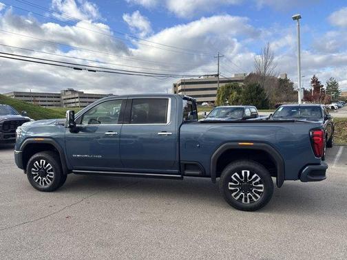 2025 GMC Sierra 2500 Denali Ultimate