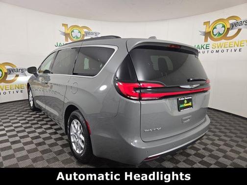 2022 Chrysler Pacifica Touring-L